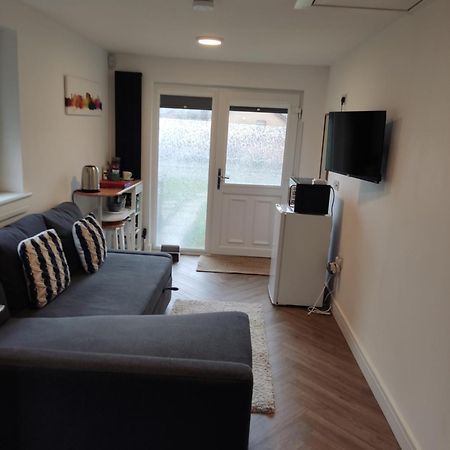 En-Suite Double Room With Private Entrance Edimburgo Exterior foto